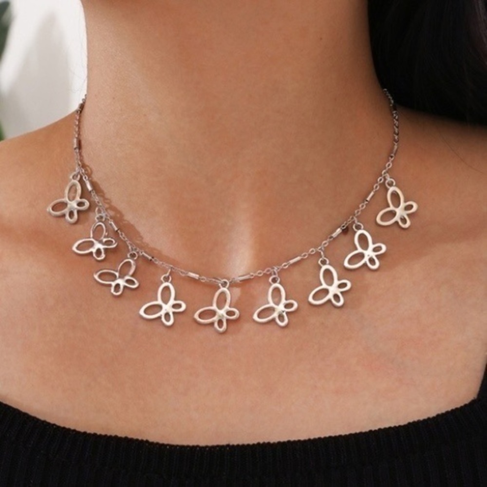 3/$30 💀 Butterfly Charm Necklace